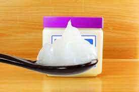 Petroleum jelly cosmetic applications